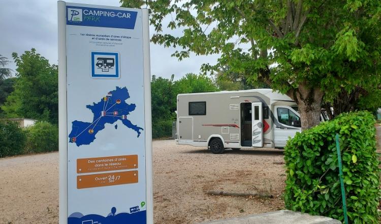 Les Commodités d'Aires Camping Car en France