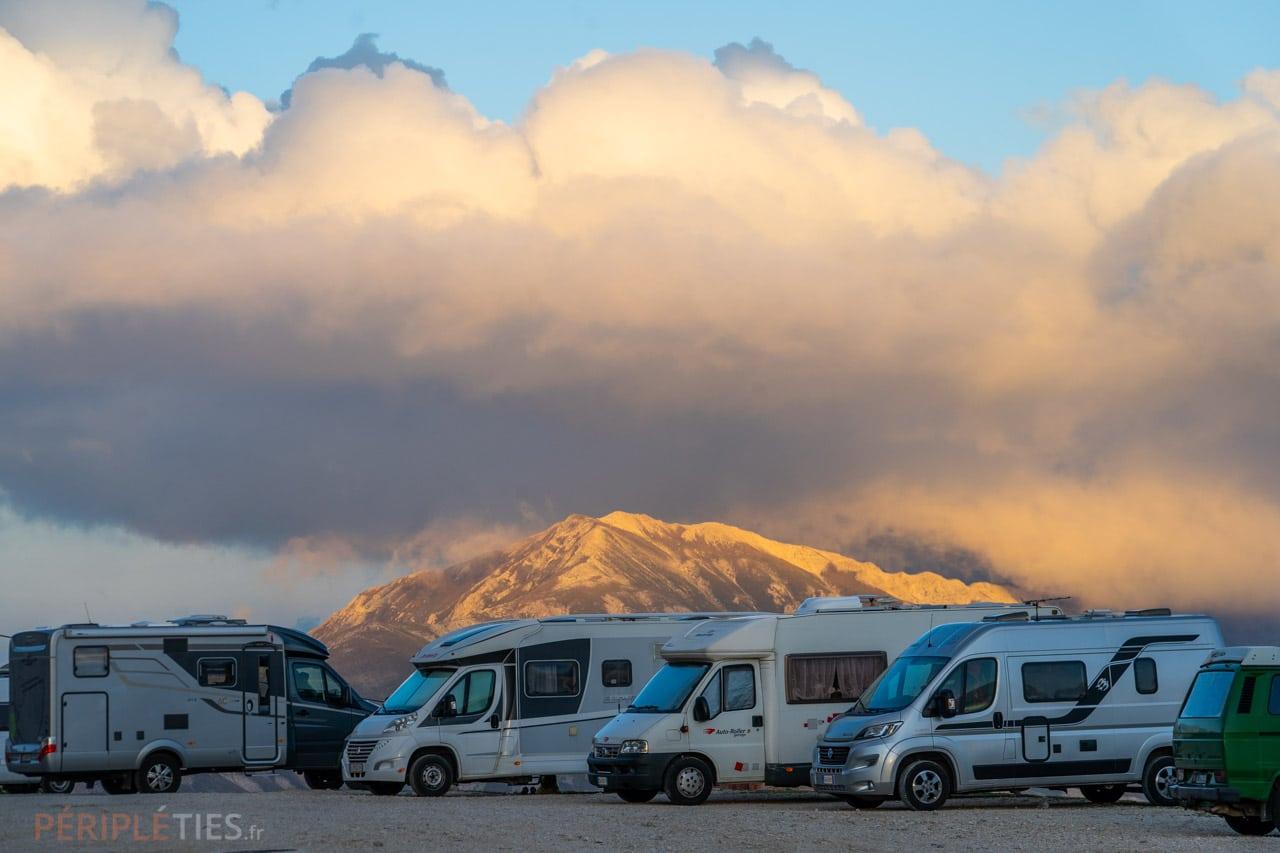  Le choix du tunnel parfait pour votre camping-car: Fréjus ou Mont Blanc? 