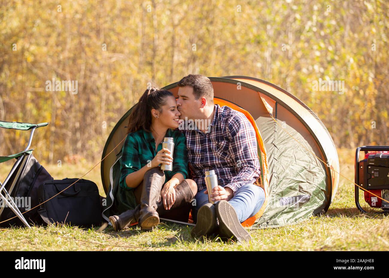 Ambiance romantique sous la tente