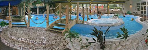 Avantages d'un emplacement tente avec piscine en Vendée