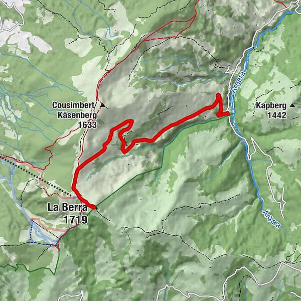 Une carte des sentiers de randonnée dans la région du Valais en Suisse.